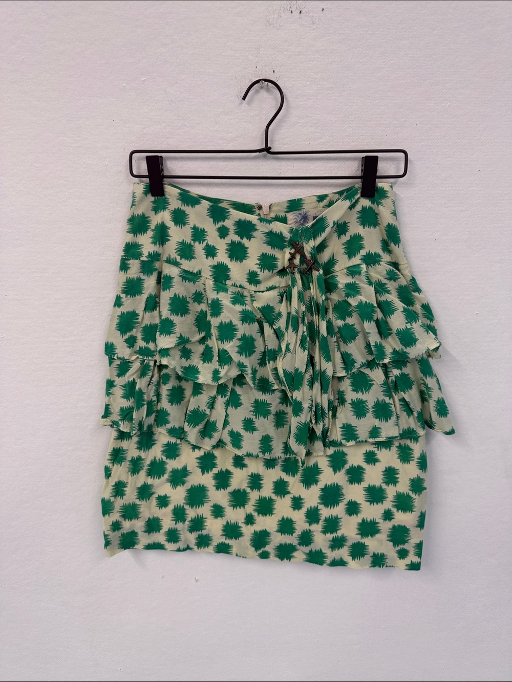 Edme & Esyllte Layered Skirt